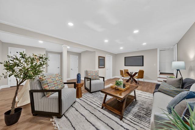 316 Old Westford Rd, Chelmsford, MA 01824