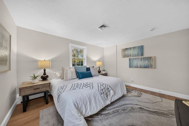 316 Old Westford Rd, Chelmsford, MA 01824