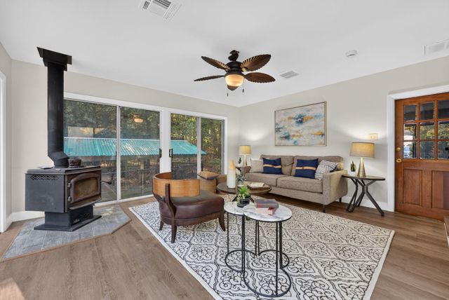 316 Old Westford Rd, Chelmsford, MA 01824