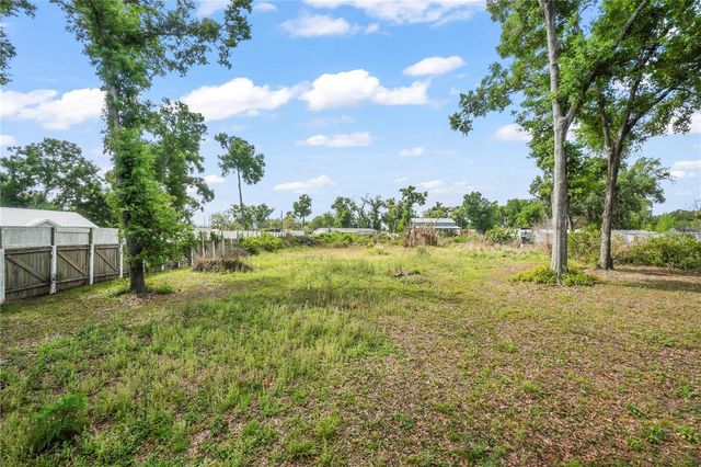 128 PERNELL JOHNSON DRIVE, Seffner, FL 33584