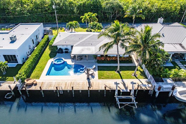 150 Periwinkle Drive, Hypoluxo, FL 33462