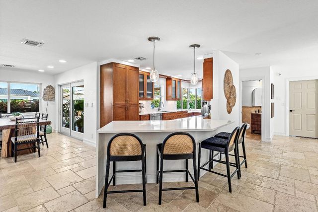 150 Periwinkle Drive, Hypoluxo, FL 33462