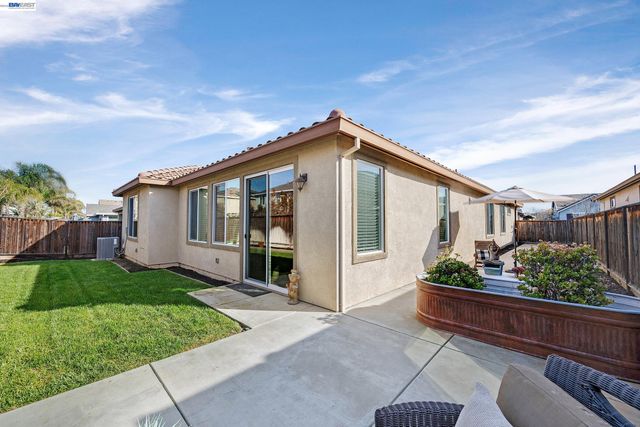 8219 Brookhaven Cir, Discovery Bay, CA 94505