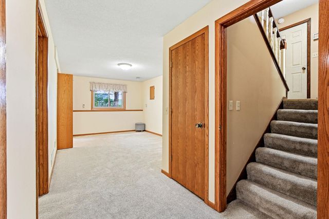 22365 Circle Lane, Rogers, MN 55374