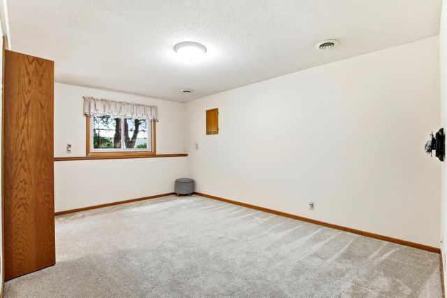 22365 Circle Lane, Rogers, MN 55374