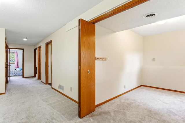 22365 Circle Lane, Rogers, MN 55374