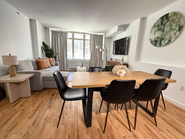 502 9th Ave Apt 2B, New York City, NY 10018