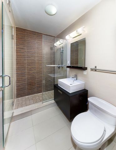 502 9th Ave Apt 2B, New York City, NY 10018