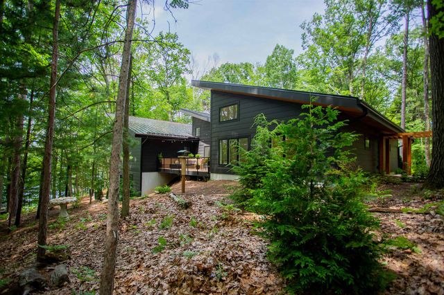 7103 Lake View Ridge, Lake Ann, MI 49650