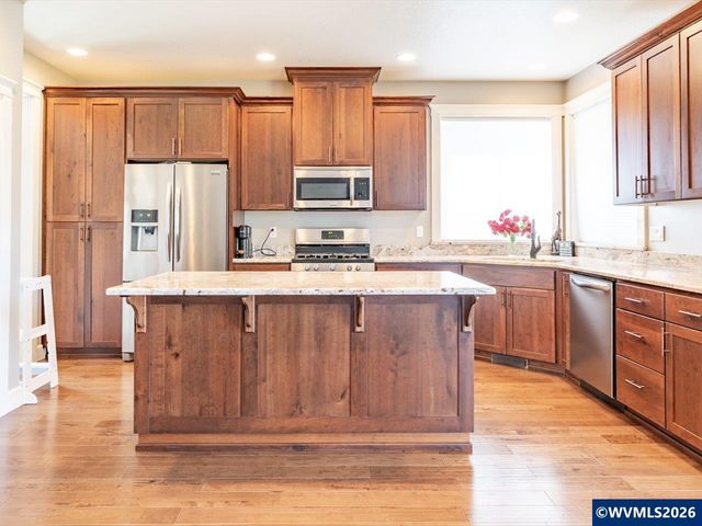 3111 Bartley Pl SE, Albany, OR 97322