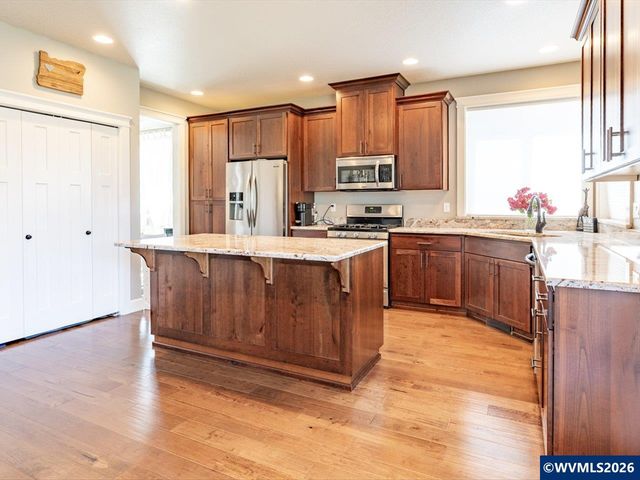3111 Bartley Pl SE, Albany, OR 97322