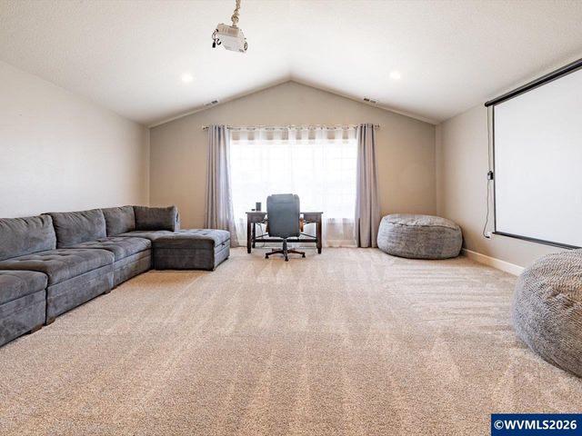 3111 Bartley Pl SE, Albany, OR 97322