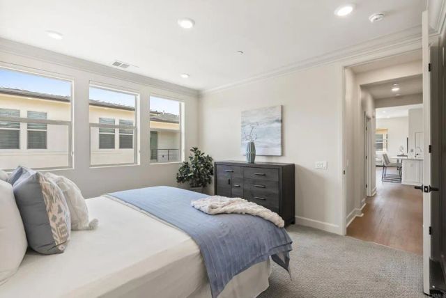 16750 Coyote Bush Drive 50, San Diego, CA 92127