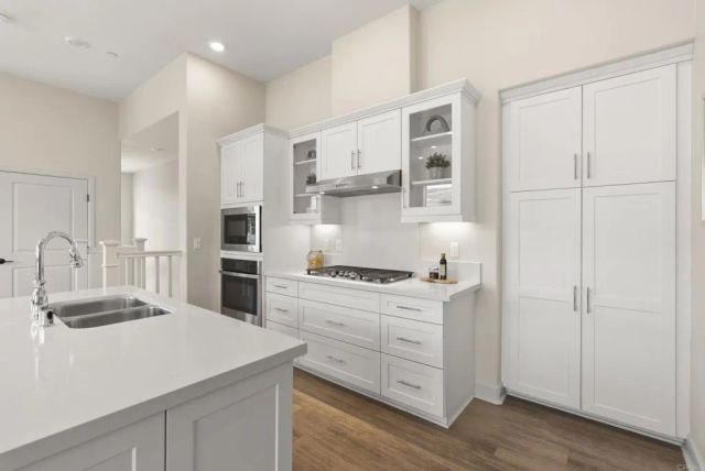 16750 Coyote Bush Drive 50, San Diego, CA 92127