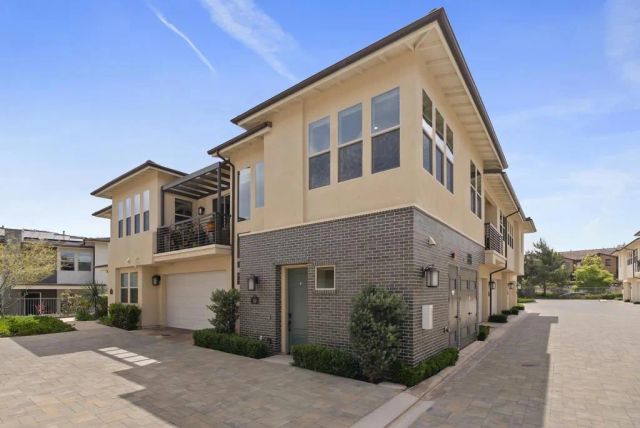 16750 Coyote Bush Drive 50, San Diego, CA 92127