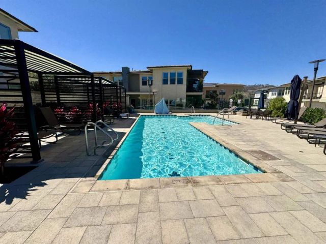 16750 Coyote Bush Drive 50, San Diego, CA 92127