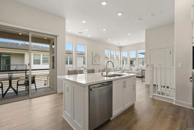 16750 Coyote Bush Drive 50, San Diego, CA 92127