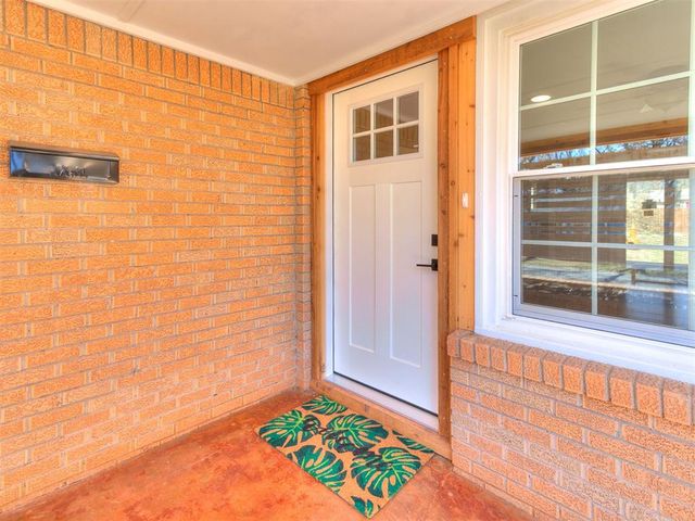 1021 W Apache Street, Norman, OK 73069