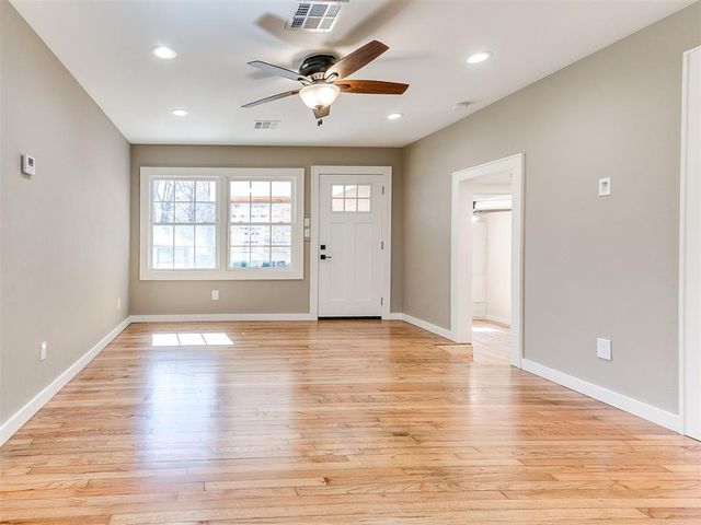 1021 W Apache Street, Norman, OK 73069