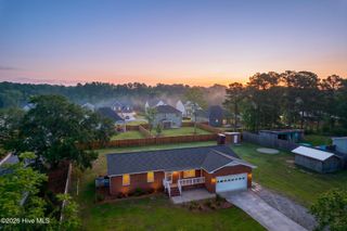 685 Edens Lane, Hampstead, NC 28443