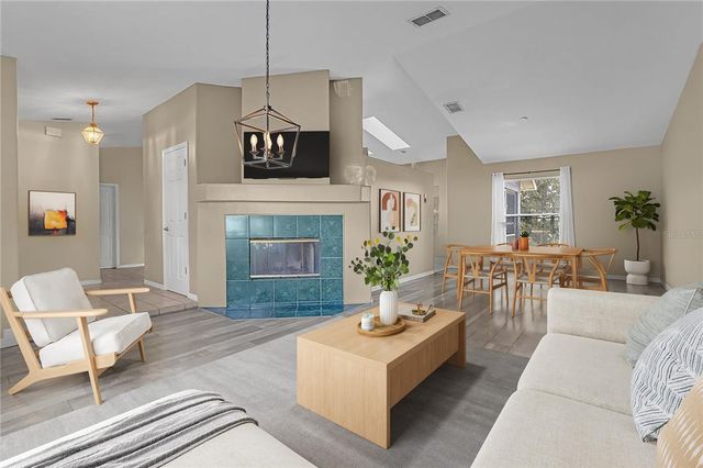 1500 HEIRLOOM DRIVE, Orlando, FL 32818