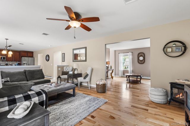 6 Apple Lane, Highland, NY 12528