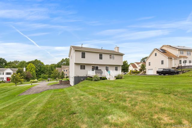 6 Apple Lane, Highland, NY 12528