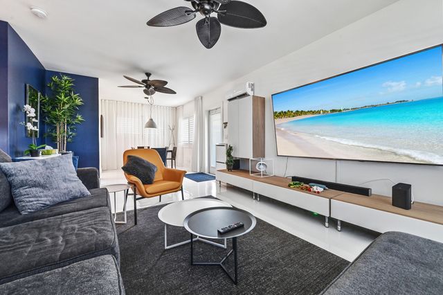 900 Atlantic Shores Boulevard 202, Hallandale Beach, FL 33009
