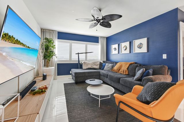 900 Atlantic Shores Boulevard 202, Hallandale Beach, FL 33009