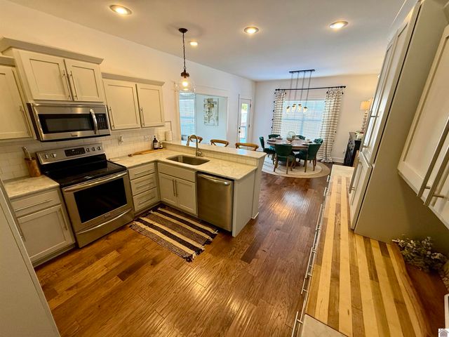 2250 Hal Drive, Murray, KY 42071