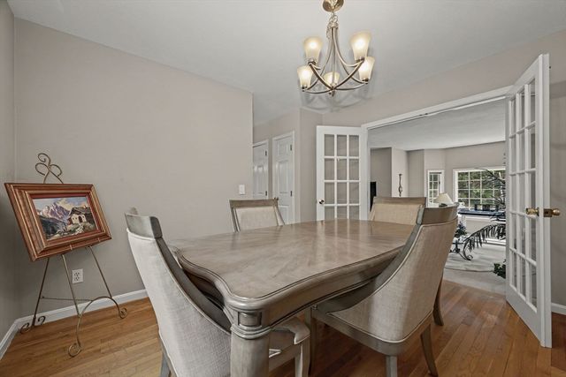 78 Hammersmith Dr, Saugus, MA 01906
