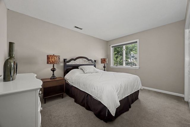 78 Hammersmith Dr, Saugus, MA 01906