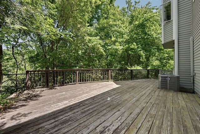 78 Hammersmith Dr, Saugus, MA 01906