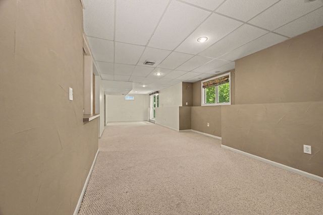 78 Hammersmith Dr, Saugus, MA 01906