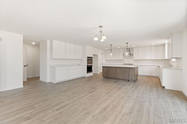 566 Evening Primrose Drive, Wentzville, MO 63385