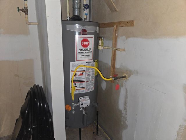 6646 Creek Turn Drive, Rex, GA 30273