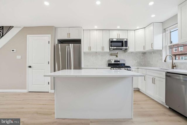 8653 RUGBY ST, Philadelphia, PA 19150