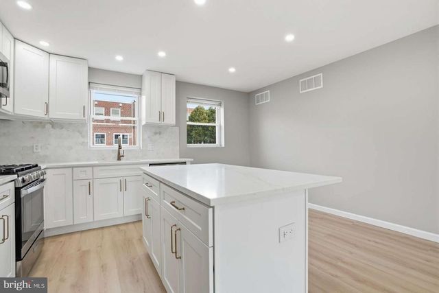 8653 RUGBY ST, Philadelphia, PA 19150