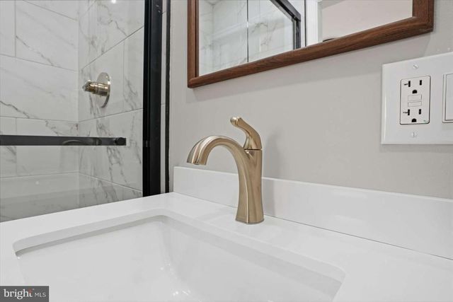 8653 RUGBY ST, Philadelphia, PA 19150