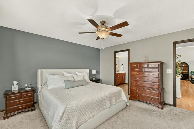 2101 Starburst Drive SW, Rochester, MN 55902