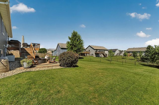 2101 Starburst Drive SW, Rochester, MN 55902