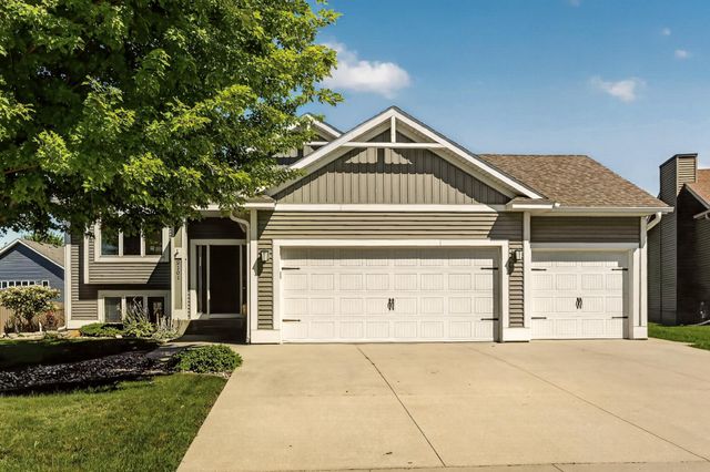 2101 Starburst Drive SW, Rochester, MN 55902