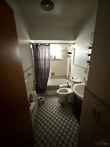 8754 Monsanto Drive, Springfield Twp., OH 45231