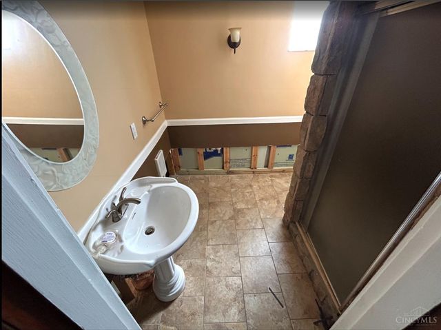 8754 Monsanto Drive, Springfield Twp., OH 45231