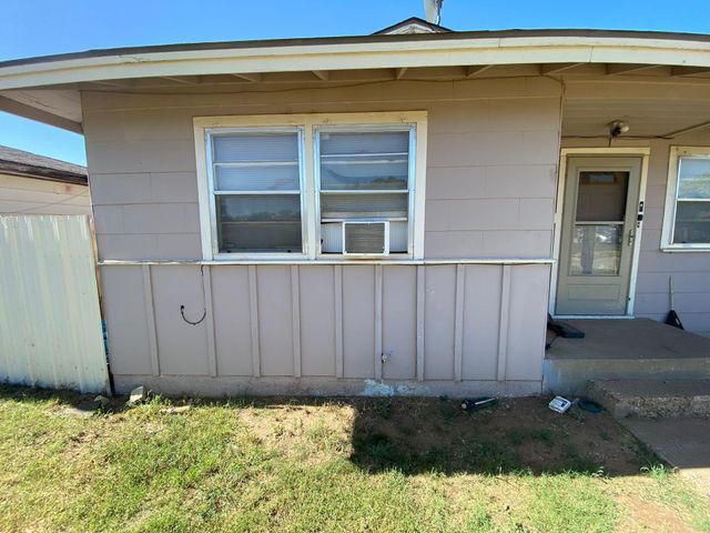 527 51st Street, Lubbock, TX 79404