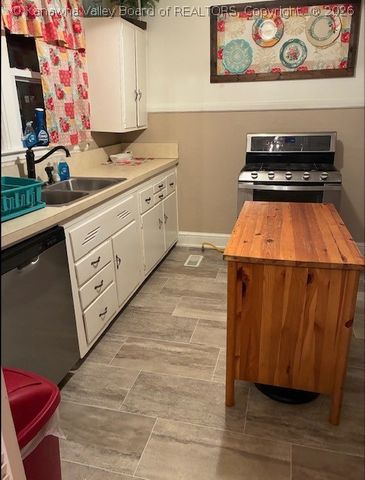 206 Joseph Street, South Charleston, WV 25303