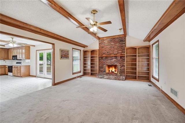 6720 N Indiana Avenue, Kansas City, MO 64119