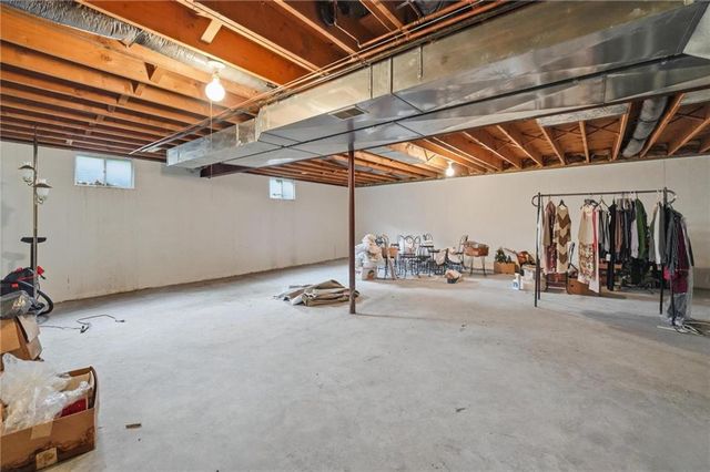 6720 N Indiana Avenue, Kansas City, MO 64119