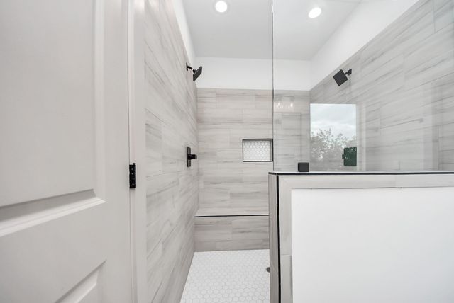 5302 Kindred Garden Lane B, Houston, TX 77091