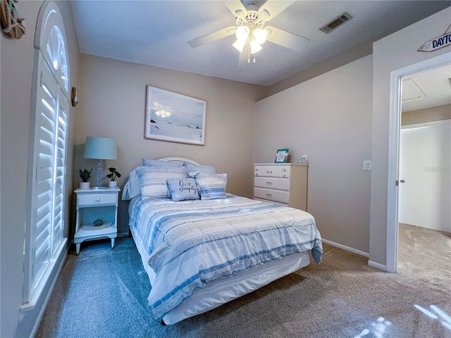 6721 121ST AVENUE E, Largo, FL 33773